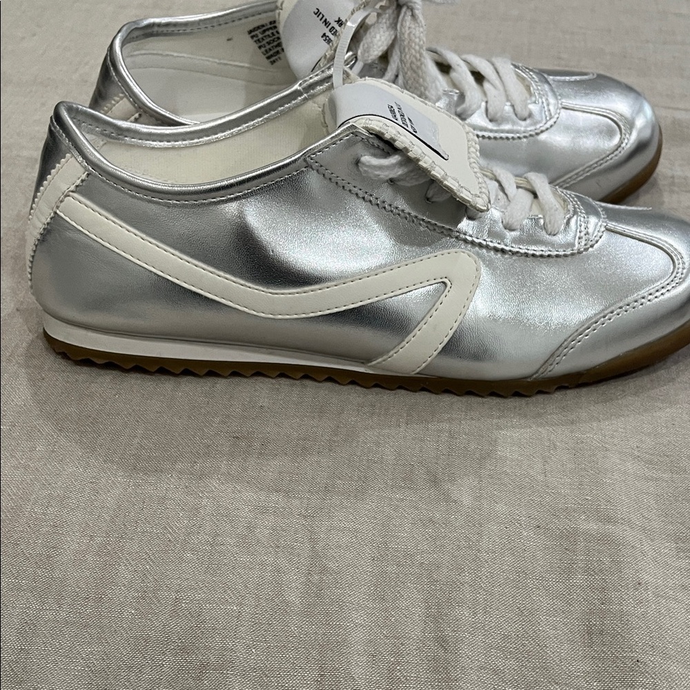 Steve Madden sneakers